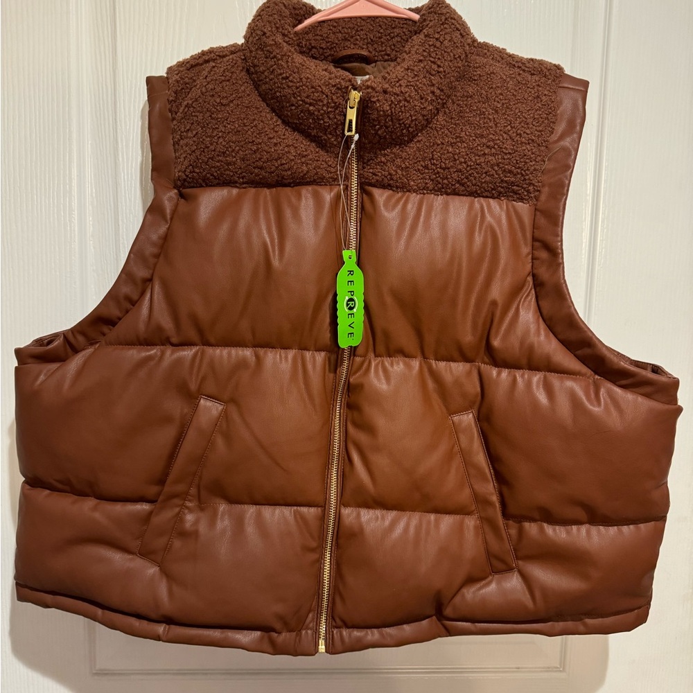 Women’s plus sized vest NWT 2x